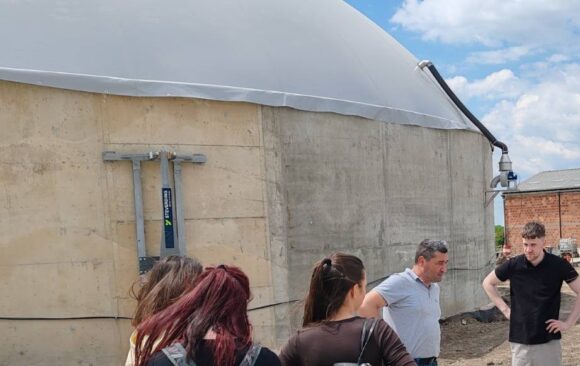 Singidunum University Students Visit the Biogas Petrov Plant in Ilandža