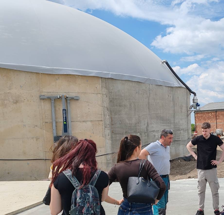 petrov 2 Studenti Univerziteta Singidunum u poseti biogas postrojenju Biogas Petrov u Ilandži
