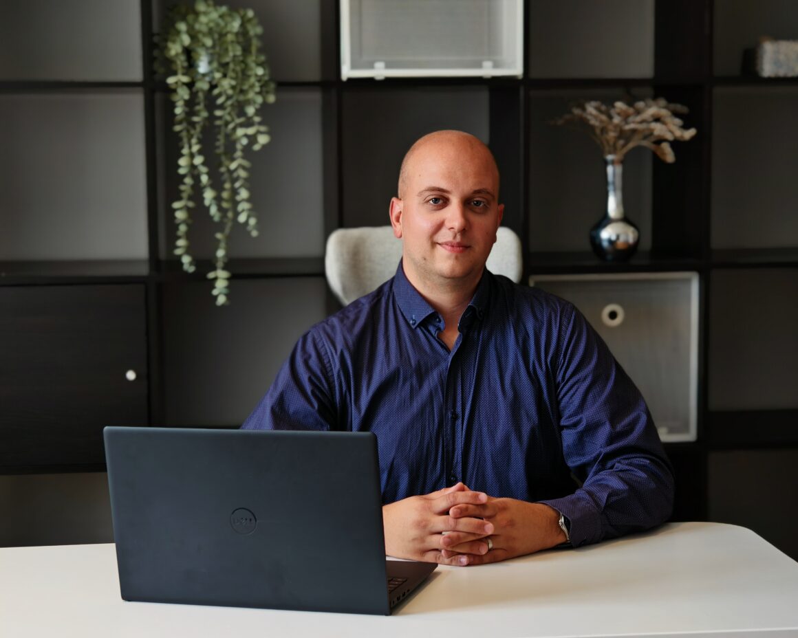 Od pojedinačne tehnologije do održivog sistema koji funkcioniše – Razgovor sa dr Dinkom Đurđevićem, osnivačem i direktorom kompanije Green Sustainable Solutions